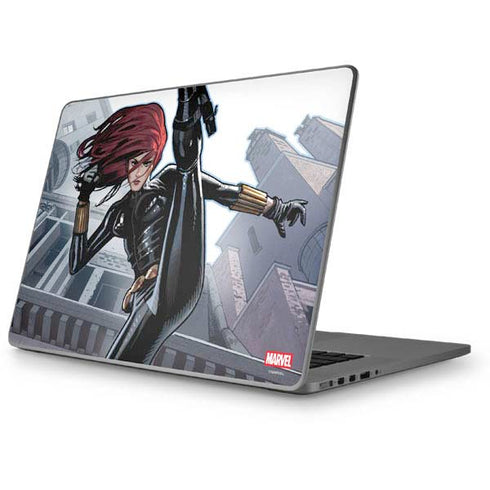 Marvel Black Widow High Kick Apple MacBook Pro 17-inch Skin